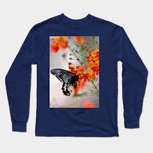 Butterfly in Spring flowers Long Sleeve T-Shirt